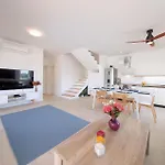 度假居 Amazing Home In Pasman Pašman